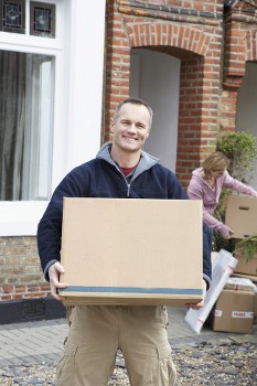 Professional packing and unpacking services in Battersea for a smooth home move
