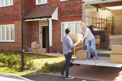 Storage and moving support from Battersea removal specialists