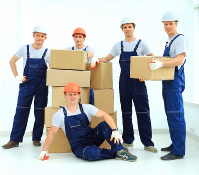 Local Battersea moving service with careful loading and delivery